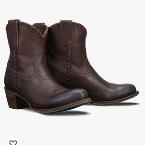 Lane Women’s Leather boot